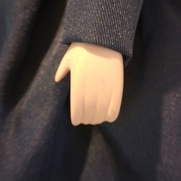 Anne Frank Porcelain Doll - Picture 12 of 13